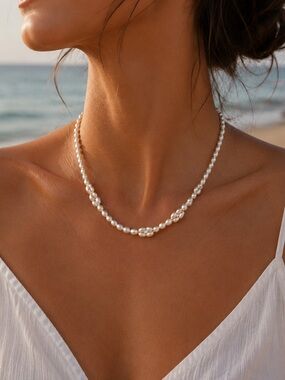 Flower Freshwater Pearl Necklace